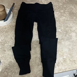 Athleta black xs joggers. EUC 25’ inseam